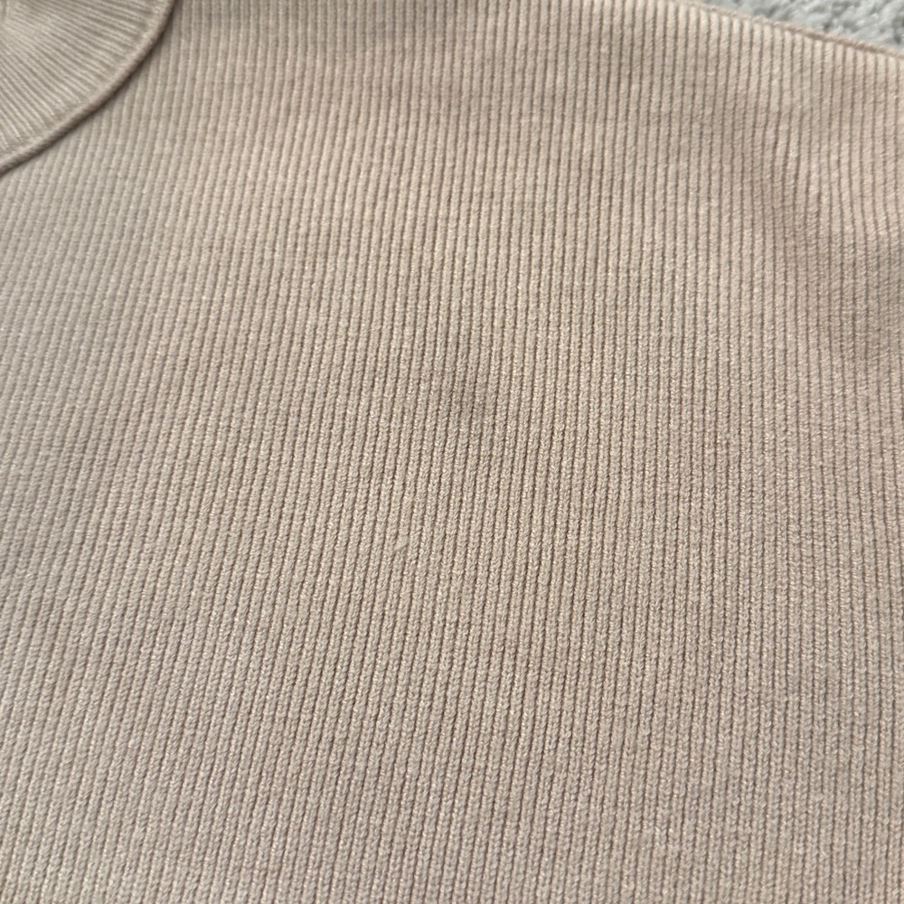 Cropped Knit Ribbed Sweater - Picture 9 of 11